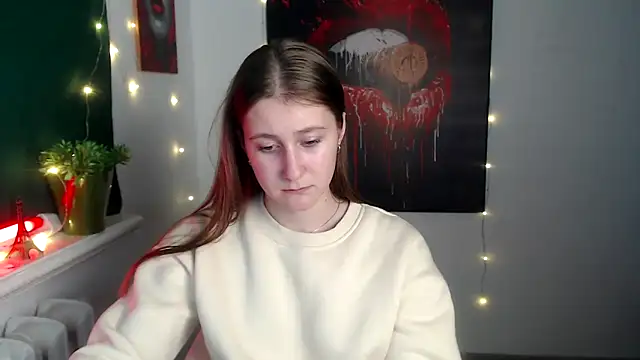 Snapshot of Milka_kamila chatting on 11.30.25 Milka kamila online show from 11.30.25