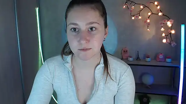 Snapshot of Milka_kamila chatting on 06.12.26 Milka kamila online show from 06.12.26