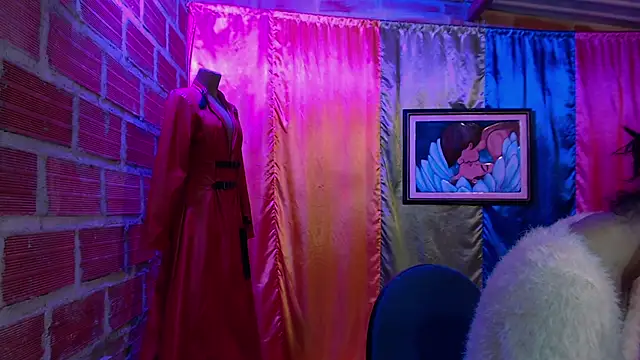 Moira-Hot online show from 10.31.25