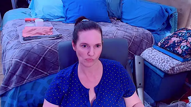 Snapshot of ninajaymes chatting on 02.21.26 ninajaymes online show from 02.21.26