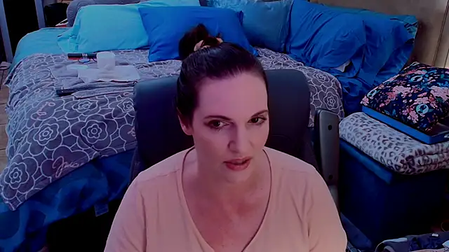 Snapshot of ninajaymes chatting on 06.22.26 ninajaymes online show from 06.22.26