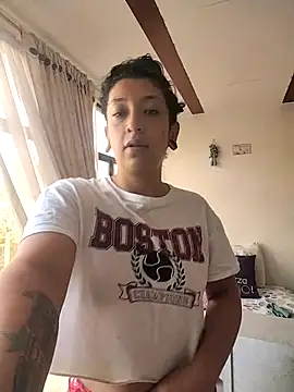 Coralaine 96 online show from 09.17.25