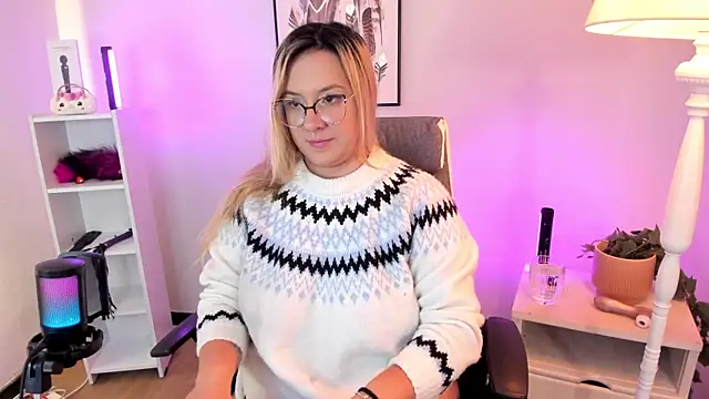 hollie joliie online show from 03.26.26