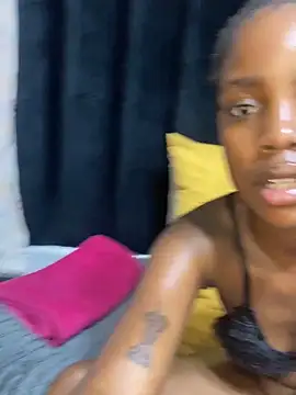 Littlebunny33 online show from 04.03.26