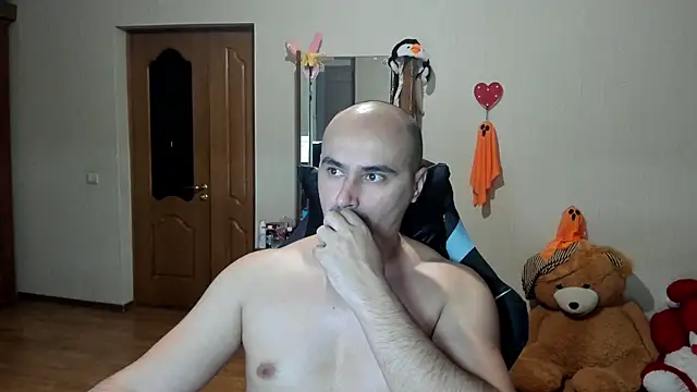 Snapshot of Gri_SH chatting on 11.10.25 Gri SH online show from 11.10.25