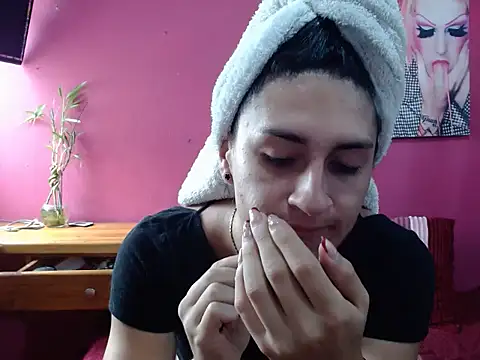 Snapshot of lola_diez chatting on 09.08.25 lola diez online show from 09.08.25