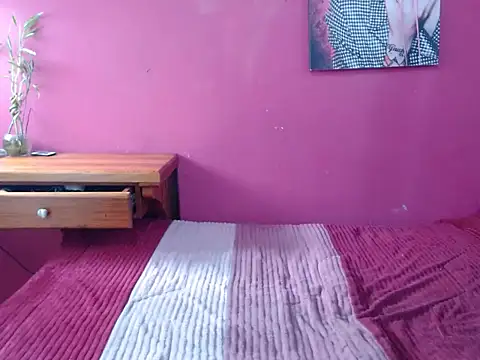 Snapshot of lola_diez chatting on 09.10.25 lola diez online show from 09.10.25