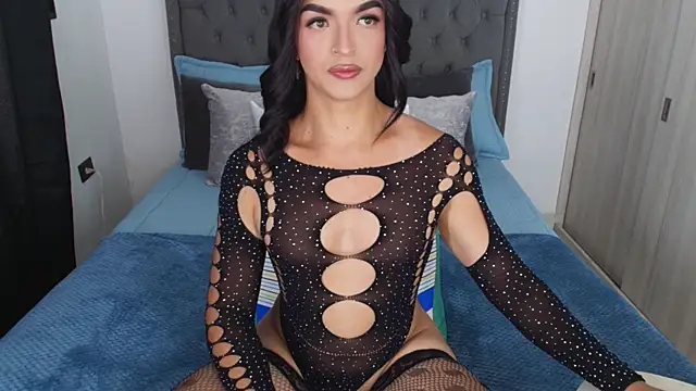 Snapshot of NattashaDior_ chatting on 10.16.25 NattashaDior online show from 10.16.25