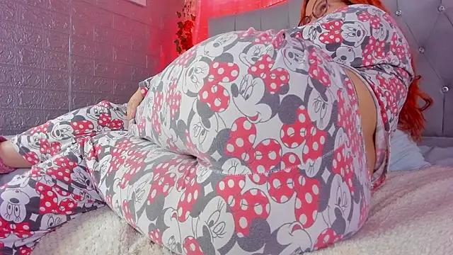 Snapshot of kadaams chatting on 02.28.26 kadaams online show from 02.28.26