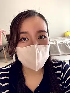 Snapshot of NATSUMI00 chatting on 09.27.25 NATSUMI00 online show from 09.27.25