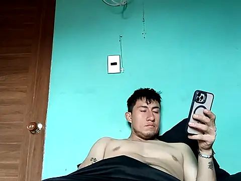 True Di online show from 10.31.25