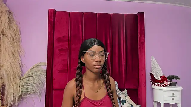 MarianRosse online show from 12.03.25