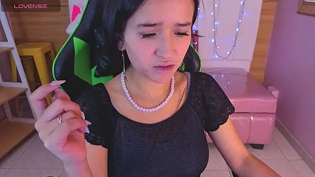 bella vibess s online show from 02.24.26