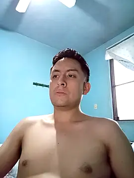 Snapshot of aczinovelez342 chatting on 10.15.25 aczinovelez342 online show from 10.15.25