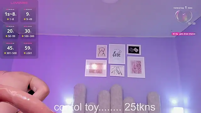 Snapshot of lucrecia_sucker chatting on 10.03.25 lucrecia sucker online show from 10.03.25