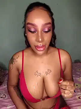 Queen Amara online show from 09.19.25