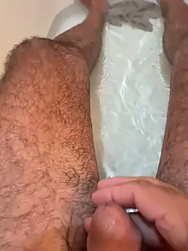 Snapshot of nicecock6900 chatting on 12.19.25 nicecock6900 online show from 12.19.25