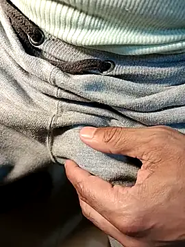 Gallo001 online show from 11.25.25