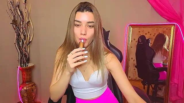 MaryamXSX online show from 09.25.25