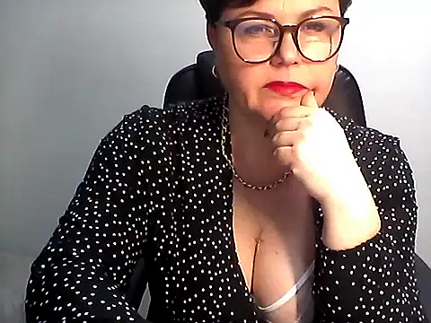 EllaLove2277 online show from 02.05.26