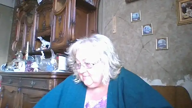 Snapshot of Lala-Love56 chatting on 09.15.25 Lala-Love56 online show from 09.15.25