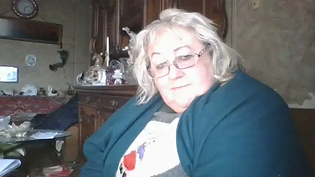 Snapshot of Lala-Love56 chatting on 10.09.25 Lala-Love56 online show from 10.09.25