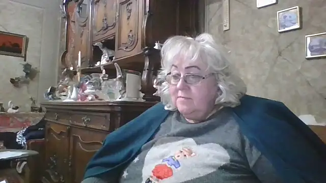 Snapshot of Lala-Love56 chatting on 10.18.25 Lala-Love56 online show from 10.18.25