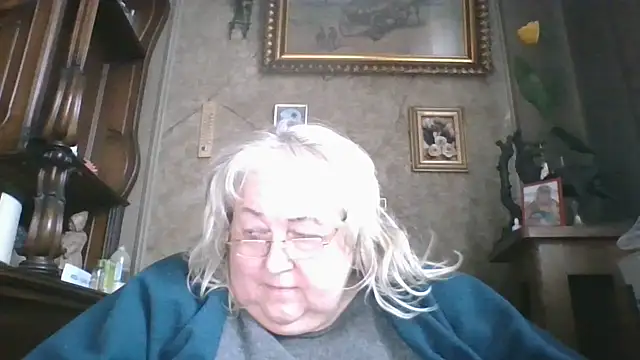 Snapshot of Lala-Love56 chatting on 11.06.25 Lala-Love56 online show from 11.06.25