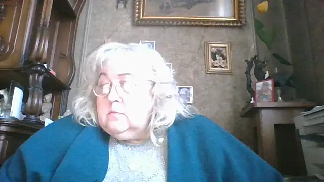 Snapshot of Lala-Love56 chatting on 11.13.25 Lala-Love56 online show from 11.13.25