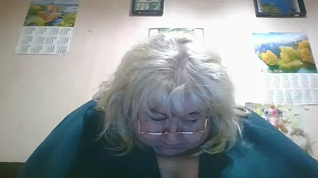 Snapshot of Lala-Love56 chatting on 12.14.25 Lala-Love56 online show from 12.14.25