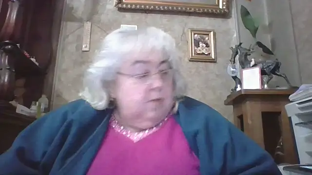 Snapshot of Lala-Love56 chatting on 12.20.25 Lala-Love56 online show from 12.20.25