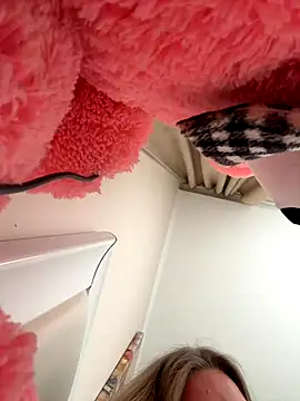 Bellatrisssaa online show from 11.05.25