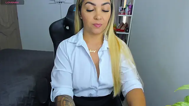 NicolPorto online show from 10.05.25