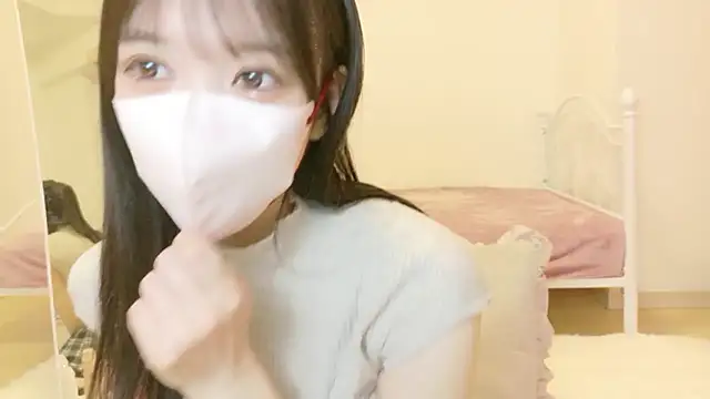 roachan  online show from 02.05.26