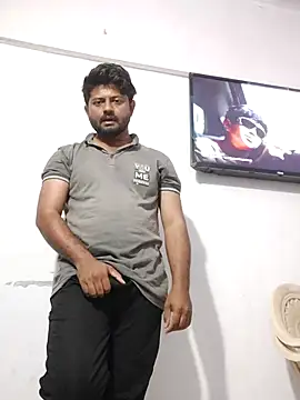 Snapshot of urhotboymeet chatting on 12.20.25 urhotboymeet online show from 12.20.25