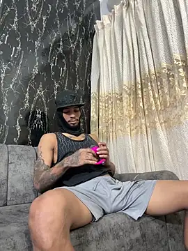 Snapshot of carl_jhonson821 chatting on 10.13.25 carl jhonson821 online show from 10.13.25