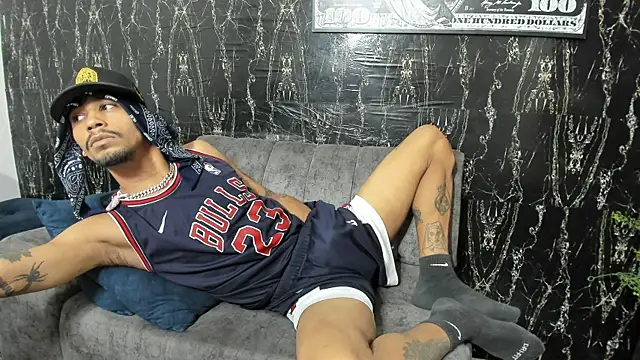 Snapshot of carl_jhonson821 chatting on 11.20.25 carl jhonson821 online show from 11.20.25