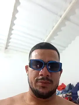 Snapshot of yeffito1 chatting on 09.14.25 yeffito1 online show from 09.14.25