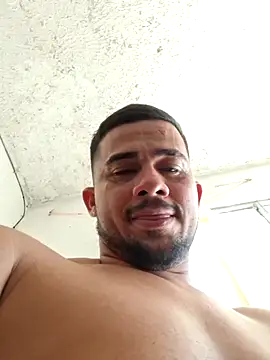 Snapshot of yeffito1 chatting on 09.20.25 yeffito1 online show from 09.20.25