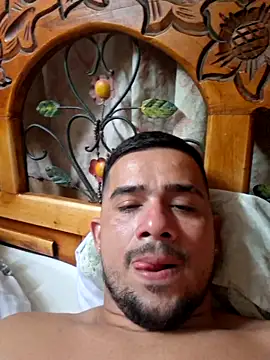 Snapshot of yeffito1 chatting on 09.24.25 yeffito1 online show from 09.24.25