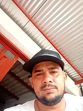 Snapshot of yeffito1 chatting on 03.10.26 yeffito1 online show from 03.10.26