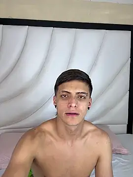 Snapshot of LoganMiller69 chatting on 10.10.25 LoganMiller69 online show from 10.10.25