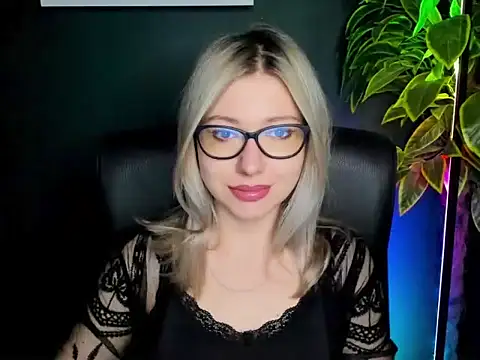 loveHeidi online show from 09.24.25