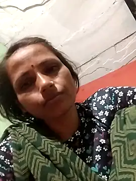 Snapshot of KIRTI12_HOT chatting on 10.03.25 KIRTI12 HOT online show from 10.03.25