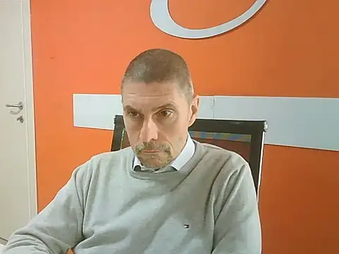 Snapshot of max79ve31 chatting on 11.10.25 max79ve31 online show from 11.10.25