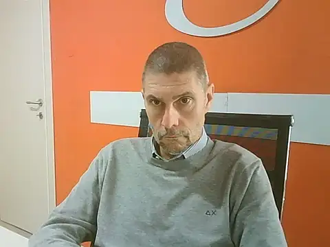 Snapshot of max79ve31 chatting on 11.12.25 max79ve31 online show from 11.12.25