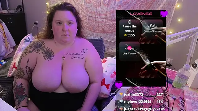 brookenicole3003 online show from 04.18.26