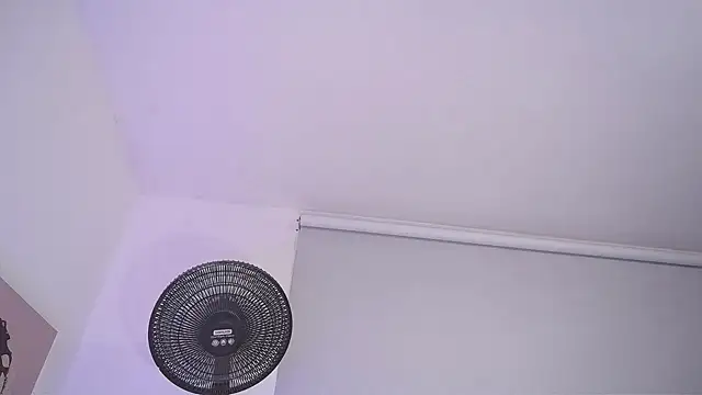 Snapshot of CathaleyaSex chatting on 09.24.25 CathaleyaSex online show from 09.24.25