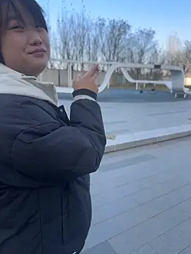 Snapshot of Fengbaby-555 chatting on 11.29.25 Fengbaby-555 online show from 11.29.25