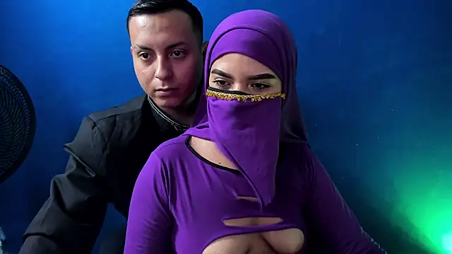 Snapshot of Sahira_and_Zaid chatting on 11.27.25 Sahira and Zaid online show from 11.27.25